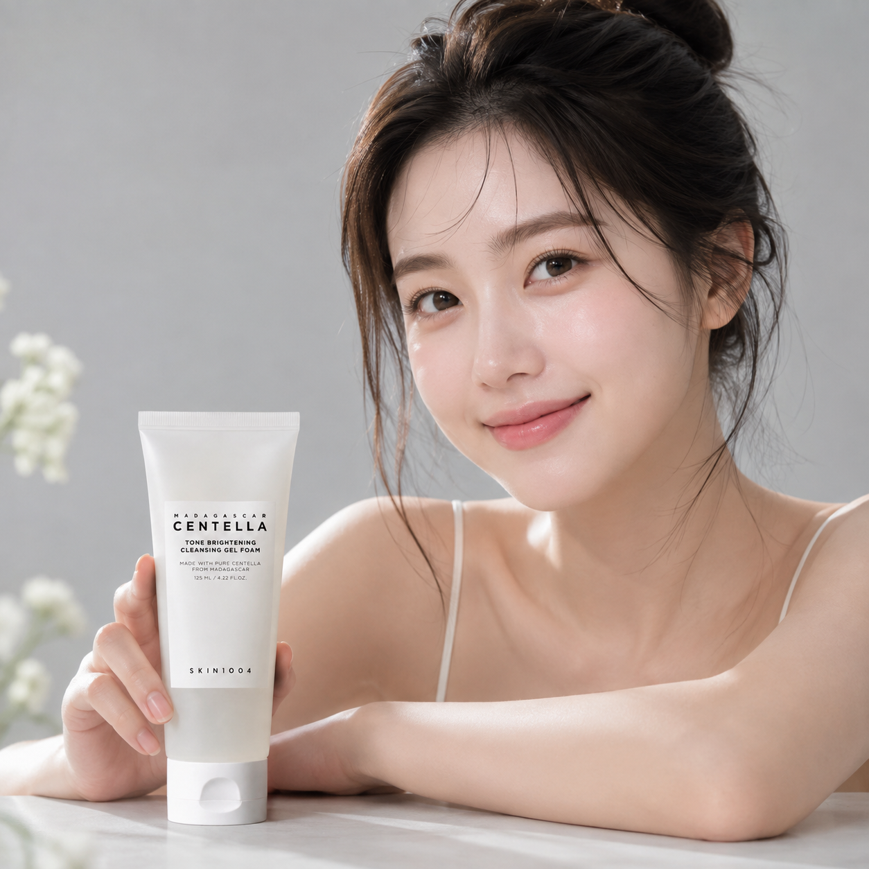 SKIN1004 Madagascar Centella Tone Brightening Cleansing Gel Foam